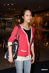 高清组图：港姐入围佳丽做发型 朱晨丽否认贪慕虚荣