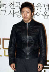 高清组图：电影《浪漫天堂》首尔举办媒体首映式