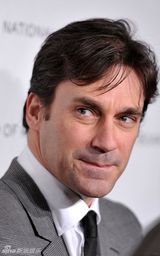 国家评论协会奖晚宴 贝尔和阿弗莱克夫妇亮相(组图)