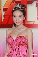 组图：林一峰新春回家当孝子 创新曲赠妹妹林二汶