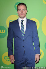 组图：CW推介会吸血鬼情侣分手后首次同台