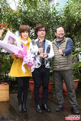 组图：王俊杰抵房发新片 情人节唱情歌遥祝老婆