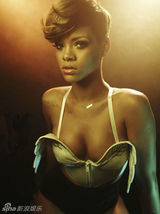 幻灯图集：蕾哈娜登《滚石》杂志 性感写真曝光 