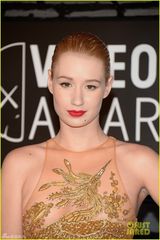 组图：MTV红毯女星水果姐秀牙套ladygaga扮人鱼