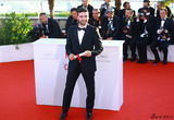 组图：戛纳电影节颁奖礼 获奖者亮相笑容洋溢