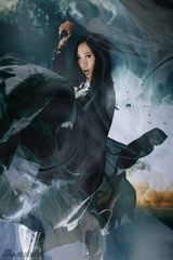 芙蓉姐姐变万圣节女郎 手持镰刀气氛鬼魅(组图)