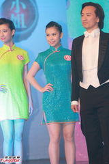 组图：中国小姐香港区三甲出炉现场颁奖