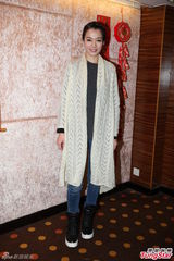 组图：《醋娘子》杀青 胡杏儿春节与家人游日本