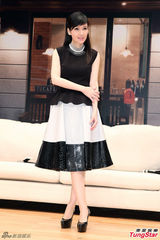 组图：周慧敏否认婚变：我跟老公感情相当好