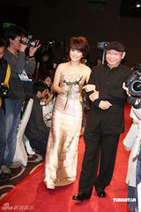 高清图：Ella言承旭举行“婚礼”为新剧造势