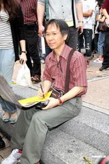 幻灯：郭采洁与杨佑宁有吻戏 笑言：男歌迷别介意 