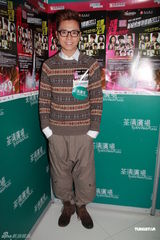 组图：张敬轩手指发黑 阿娇曝阿Sa为省钱吃出胃病