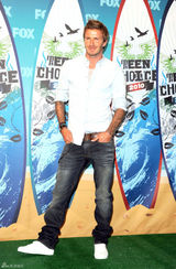 高清组图：美国青少年选择奖 贝克汉姆笑容帅气