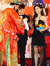 组图：《在一起》香港首映 Angelababy(杨颖)陈妍希秘密约会