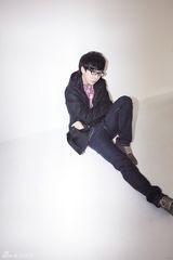 组图：“清泉王子”胡夏忧郁写真 演绎维特烦恼