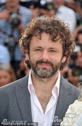 高清：开幕片《午夜巴黎》发布会 影帝阿德里安亮相