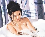 组图：艳星李丽珍早年激情照 性感全裸画面唯美