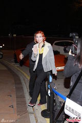 组图：李蕙敏香港补请喜宴 黄伟文要当小孩干爹