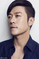 组图：林申写真不羁微笑雅痞范足