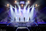 高清组图：韩组合BEAST巡演首尔站火爆开唱激情来袭
