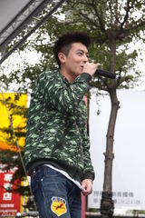 高清组图：陈冠希发新碟 不求销量只望被倾听心声