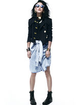 组图：陈燃个性搭配引领潮流 炫酷百变扮牛仔狂人