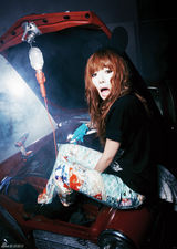 高清图：韩星泫雅新专辑写真曝光摆媚姿秀纹身