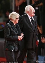 组图：《瓦文萨》首映 波兰前总统携夫人助阵