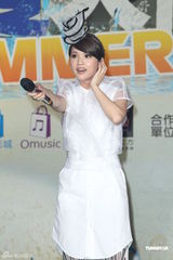 组图：吴克群梁静茹夏日唱响 潘玮柏杨丞琳接棒