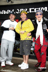 幻灯组图：吴宗宪高凌风康康上海开唱挑战纵贯线