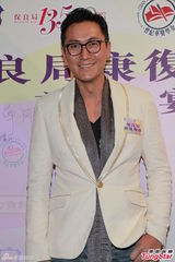 组图：廖碧儿贺旧爱陈豪当爹 安享现况不急拍拖