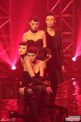 四大唱片歌手亮相TVB 连诗雅长裙飘飘欲仙