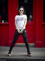 高清图：阿雅伦敦拍摄杂志大片   百变造型英伦风