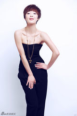 组图：刘夕圆清爽写真变短发熟女