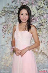 组图：张美妮大婚众星道贺 恨嫁杨怡抢花球