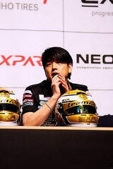 高清图：柳时元担任教练的赛车队新赛季出征仪式 