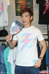 组图：辰亦儒返台会粉丝 期待重回歌手身份