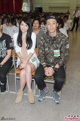 组图：周柏豪忆述校园情事 不评余文乐分手因由