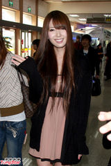 组图：日本女星波多野结衣低调赴台