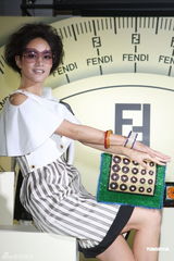 组图：谢怡芬前卫造型出镜 坦言梦想与周杰伦合作