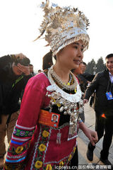 组图：2013全国两会“最炫民族风”