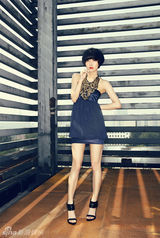 幻灯图：王珞丹写真展现魅力自我 气质超凡尽显风情