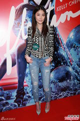 组图：陈慧琳新碟签唱获吻 称儿子红包达五位数