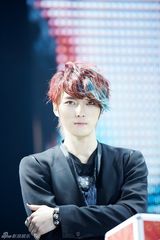 高清图：金在中香港个唱火爆 亲自下厨喂粉丝