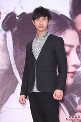 组图：Darren扮杨过李铭顺称嫩 杰女郎演小龙女