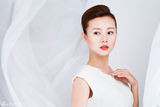 组图：王靖云写真白纱绕身优雅轻灵