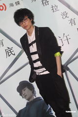 组图：许嵩新专辑发布会 加盟新东家海蝶音乐