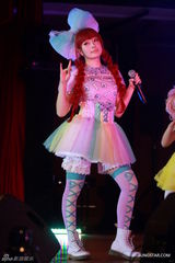 组图：日本潮流教主Kyaryamyu香港可爱开唱