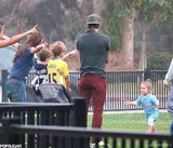 策划：七公主和萌爸贝克汉姆的亲密瞬间