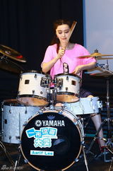 组图：《一夜惊喜》曝光主题曲MV发布会